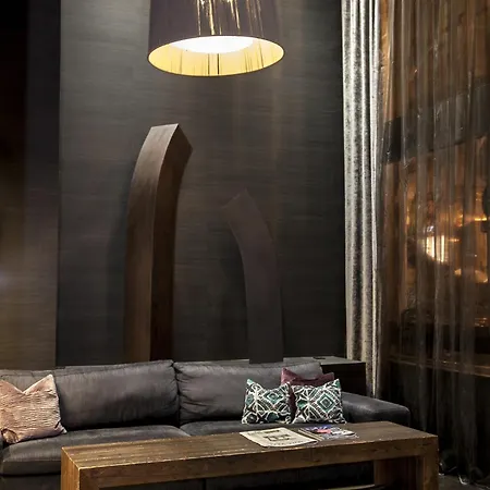 Zenit Hotel 4*