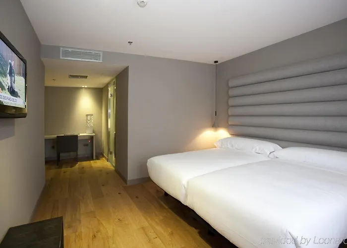 Hotel Zenit 4*