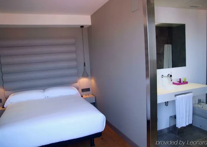 Zenit Hotel 4*